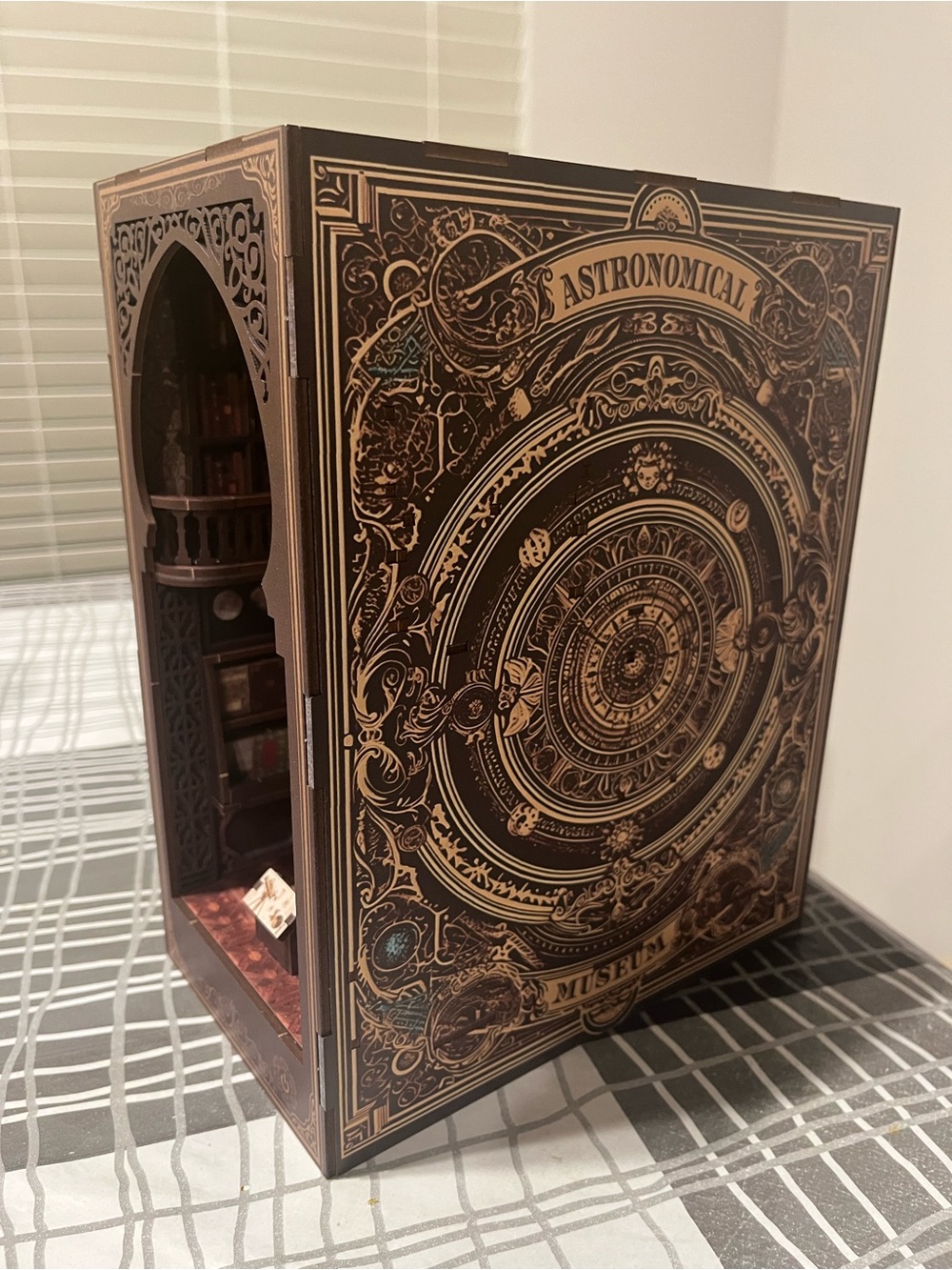 Handmade 3D Wooden Book Stand Bookend, Architectural Book House on/off switch